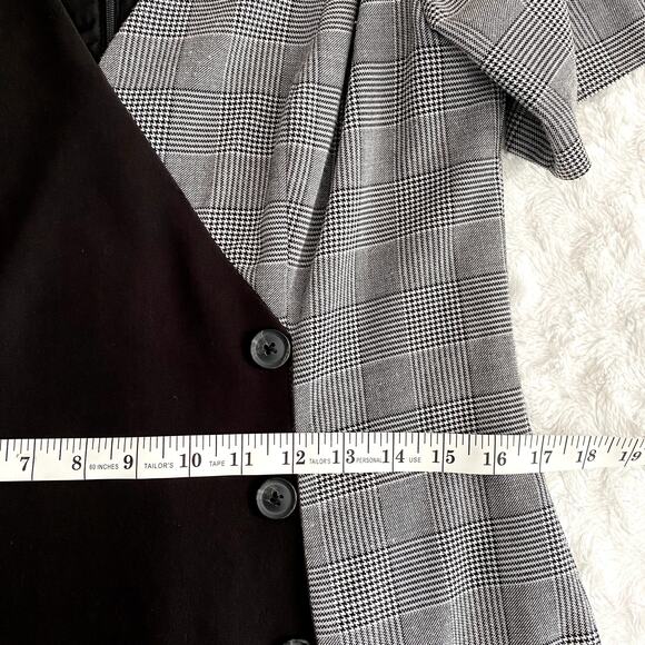 Fame and Partners Everly Black Plaid Button Front Short Sleeve Midi Dress 12 - Picture 9 of 10